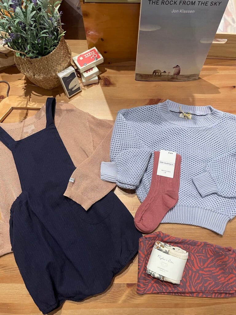 What is a Mystery Box? The Fun and Economical 2024 Shopping Trend